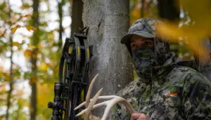 BOW HANGER