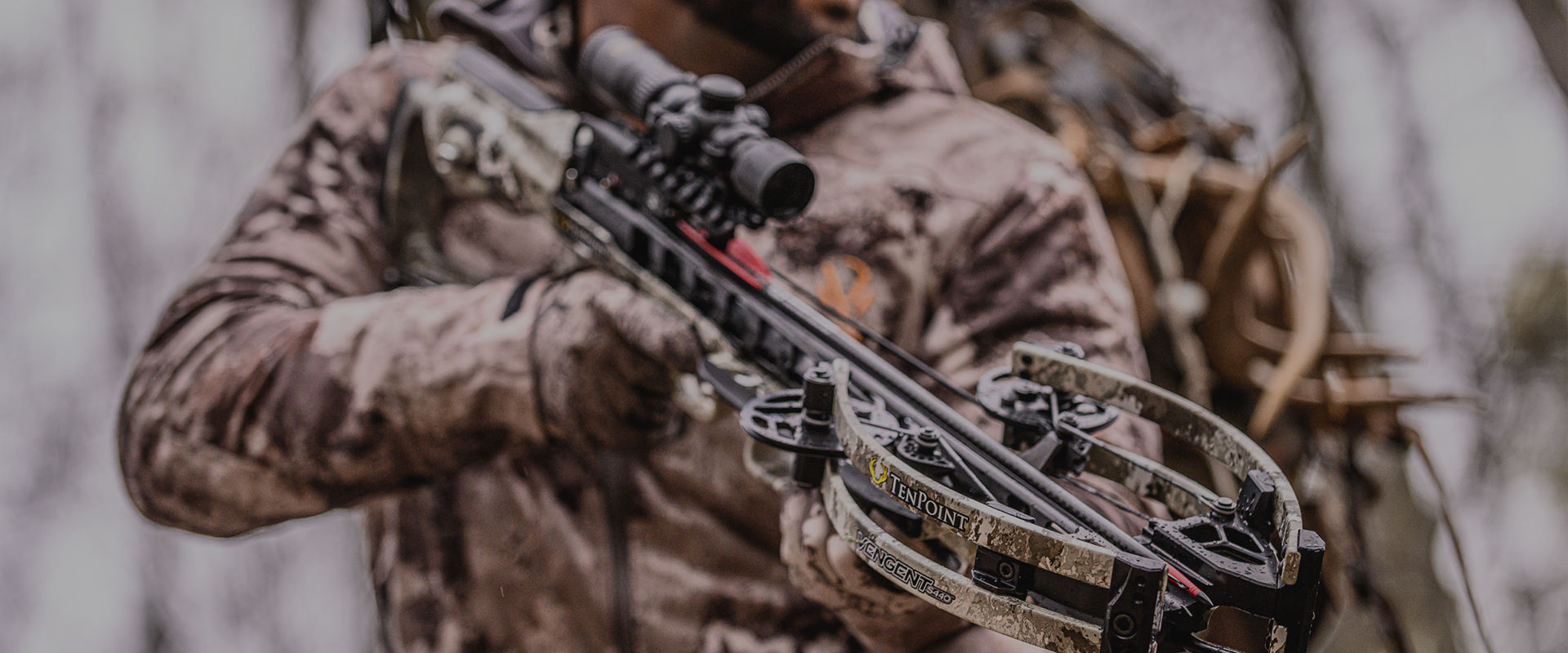 Hunter holding a TenPoint Vengent S440 crossbow.